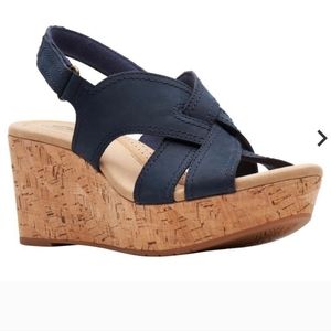 Clarks Women's Rose Erin Black Wedge Sandal  Size US 8.5M/ UK 6